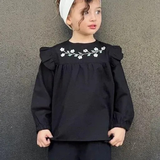 شومیز دخترانه مشکی شانتون نخ مناسب محرم سایز 1 تا 8 سال