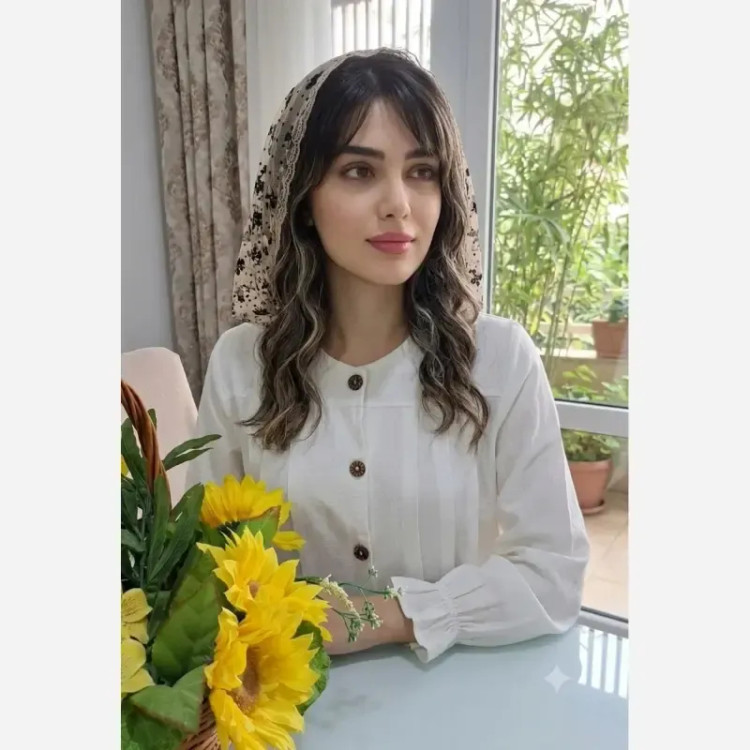 مینی اسکارف مجلسی سه گوش توری لبه گیپور ابعاد 75 در 75 سانتیمتر رنگبندی متنوع