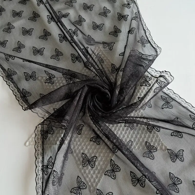 شال تور پروانه ای مشکی حاشیه گیپور ابعاد 170 در 60 سانتی متر