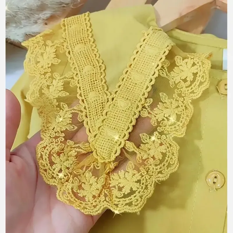 شومیز مجلسی دخترانه کتان نخ یقه گیپور وارداتی سایز 3 تا 8 سال