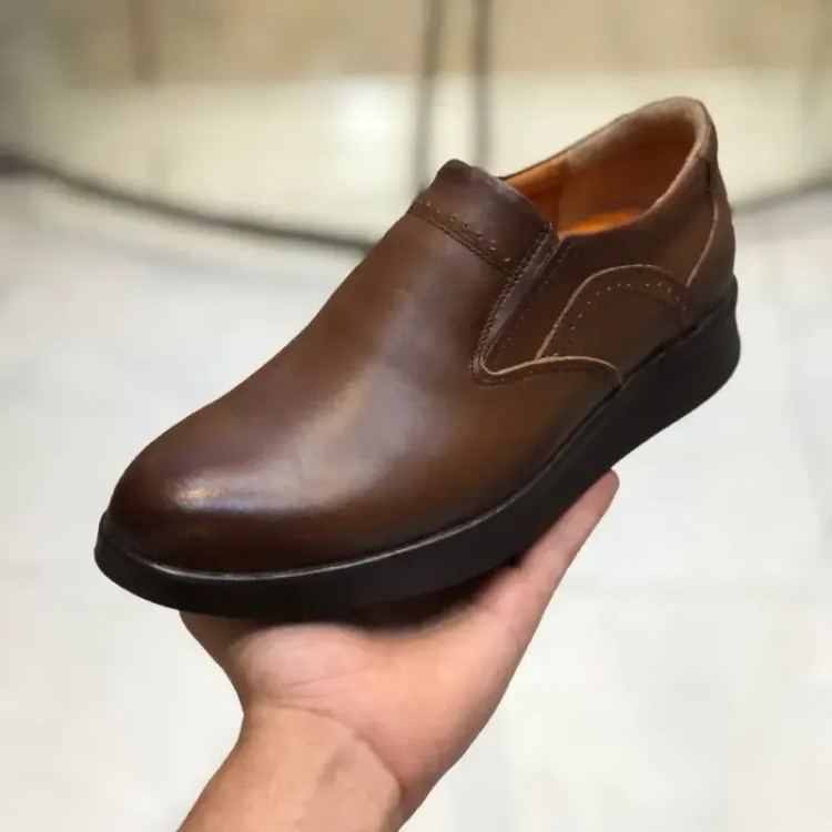 کفش چرم مردانه مدل فانتوم عسلی رویه چرم طبیعی زیره PU طبی