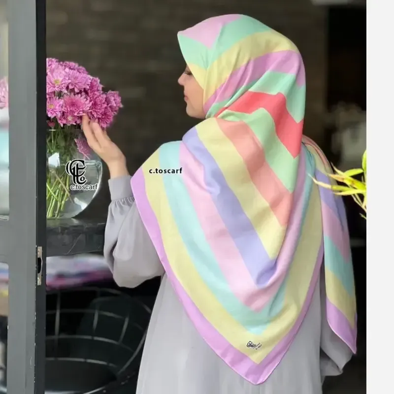 روسری نخ کاستوم طرح طیفی پله ای سایز 140 چرخ دوز