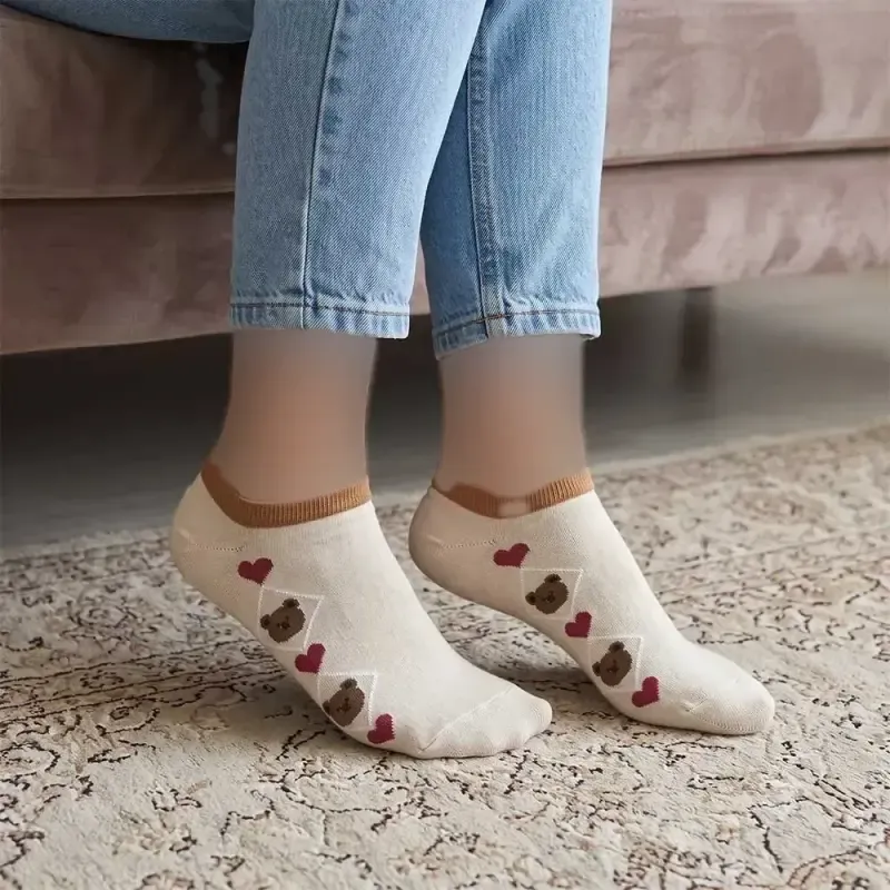 جوراب زنانه پنبهای طرح تدی کرم سایز 36 تا 40
