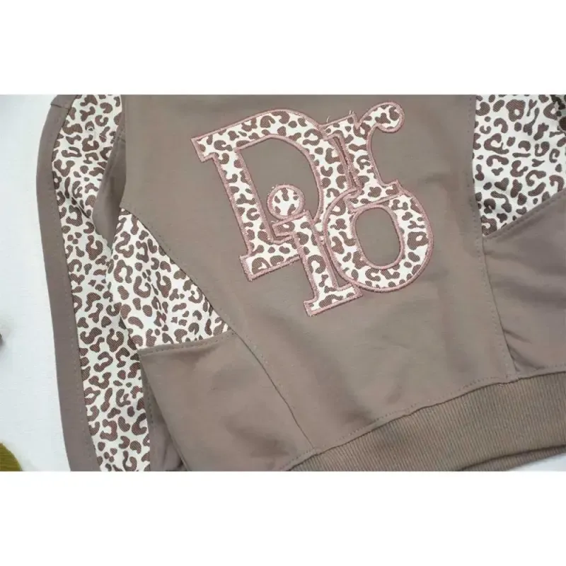 ست دخترانه بلوز دورس و شلوار کتان بگ طرح dior کد 11188