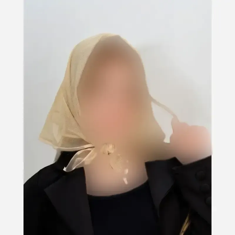 مینی اسکارف توری ساده مشکی سفید کرم ابعاد 70 در 70 جنس تور