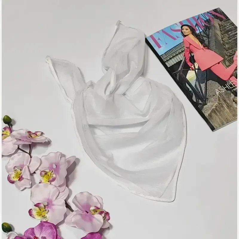 مینی اسکارف توری ساده مشکی سفید کرم ابعاد 70 در 70 جنس تور