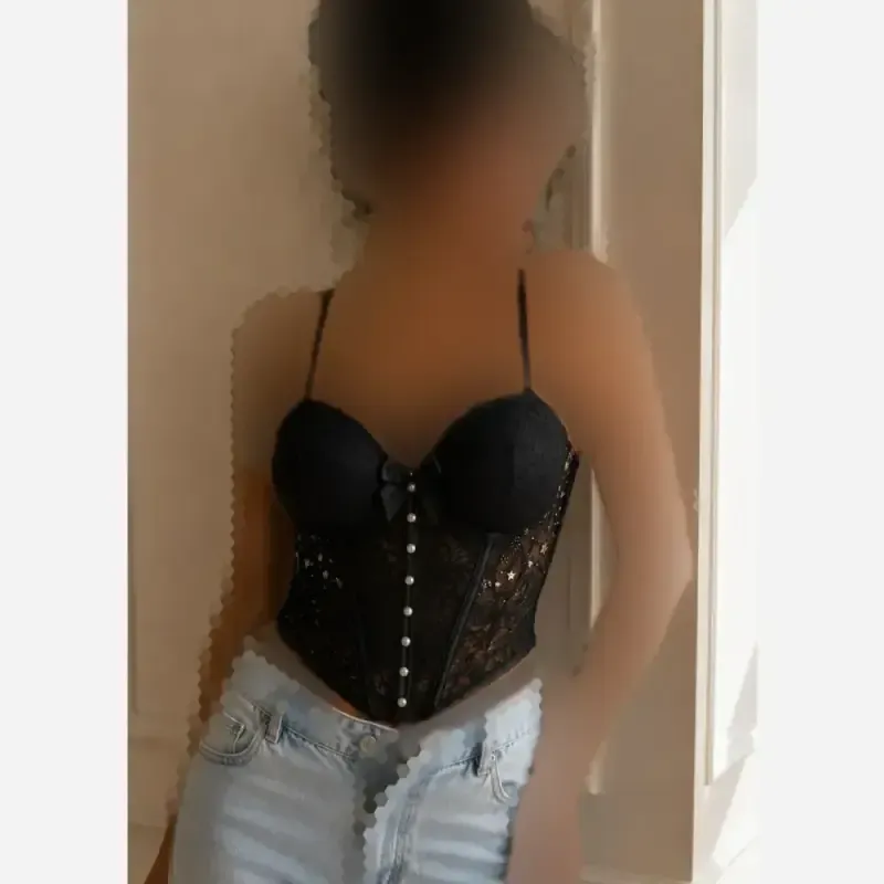 کراپ نیم تنه مجلسی کاپدار زیر فنردار دانتل فرانسه تک سایز