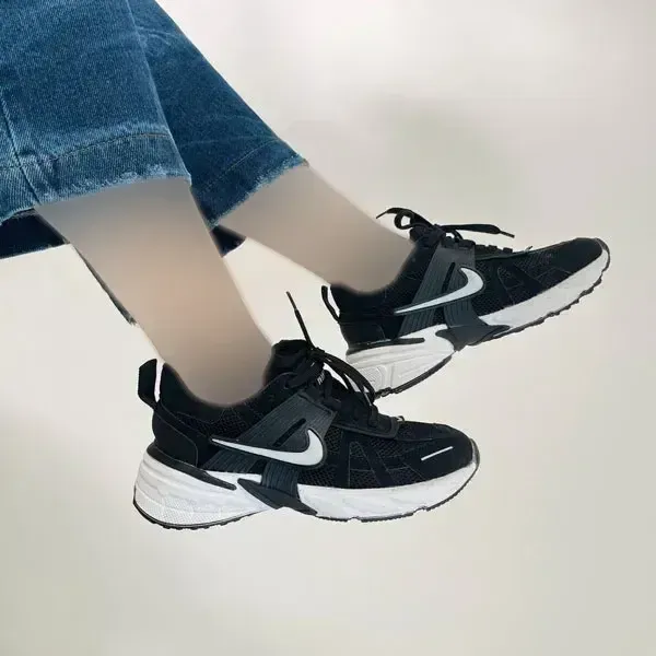 کتونی نایک زنانه مدل V2K