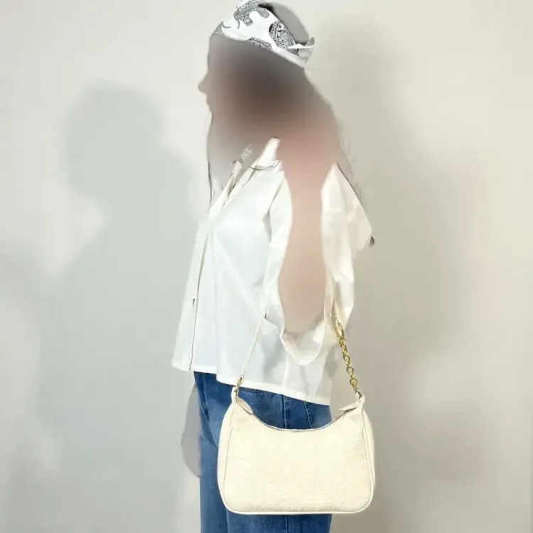 کیف دوشی زنانه طرح کوچ با بند زنجیری